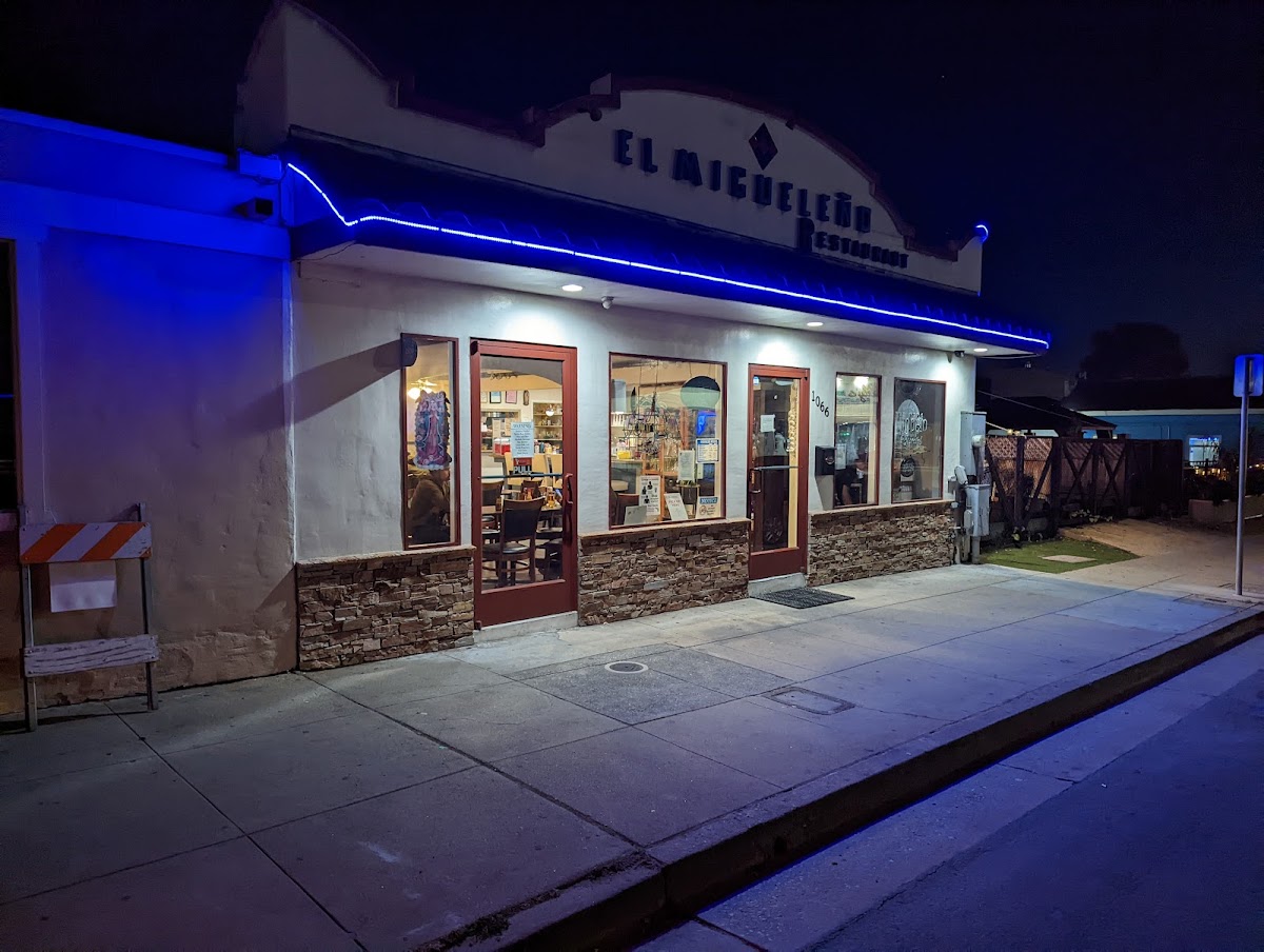 El Migueleno Restaurant